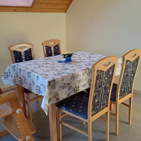 Ganze Mit Balkon, Bis 5 Personen Rund 90 Qm شقة Wertingen