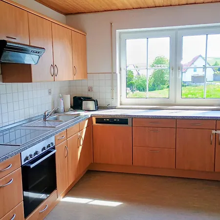 Ganze Mit Balkon, Bis 5 Personen Rund 90 Qm