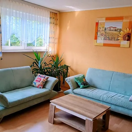 Ganze Mit Balkon, Bis 5 Personen Rund 90 Qm 公寓